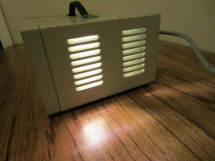Used KARL STORZ 483-C TWING LIGHT SOURCE