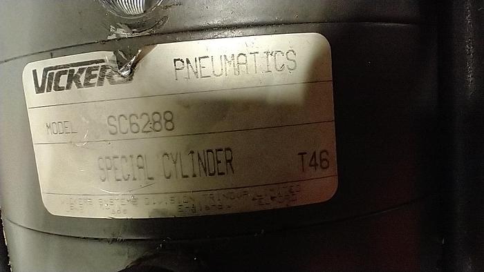 Used Vickers SC6288 Pneumatic Tool Changer Cylinder Cincinnati Arrow 1000