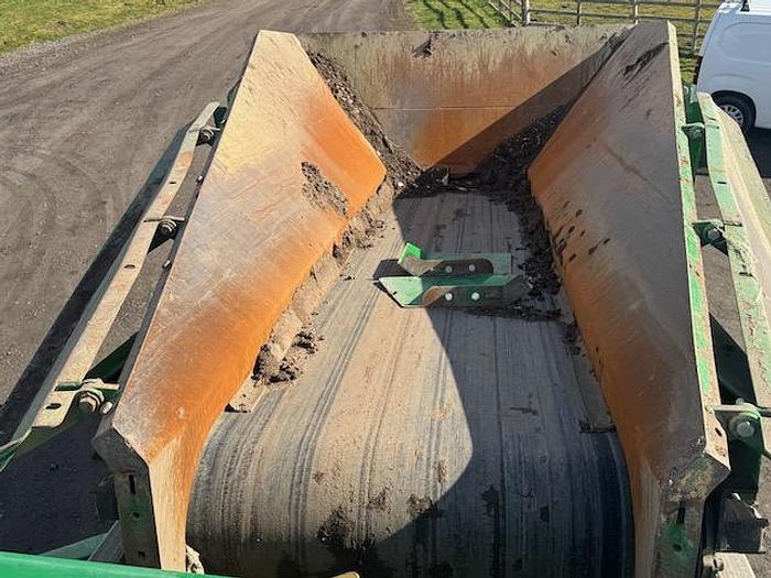 Used 2020 McCloskey R105