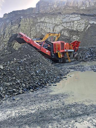 Used TEREX Finlay J-1175