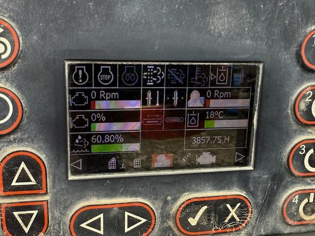 Used 2022 Tesab 800i