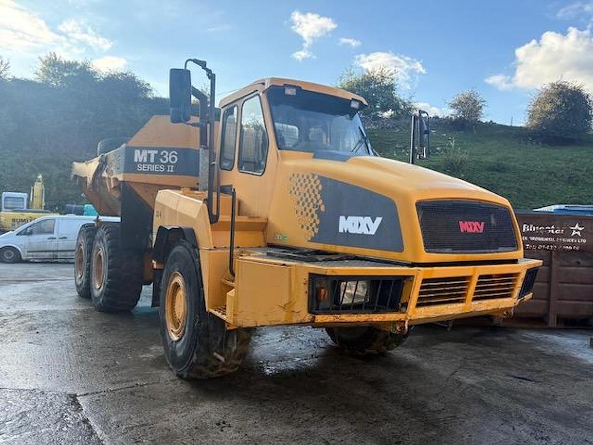 Used 2007 Moxy MT36