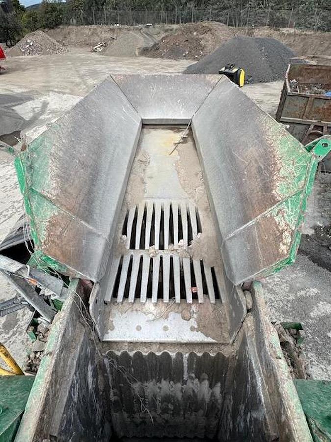 Used 2022 McCloskey J-40