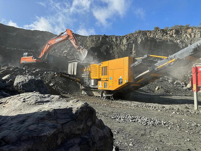 Used 2022 Tesab 700IE