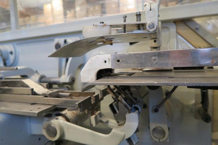 Used SIG CL CHOCOLATE BAR WRAPPER