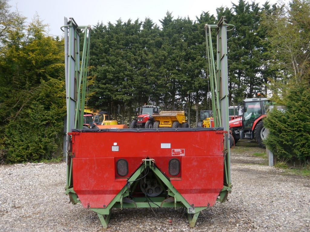 Used Nodet DPS12 Fertiliser Spreader