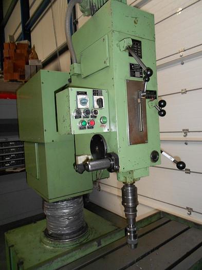 Gebraucht RADIAALBOORMACHINE BRB 3