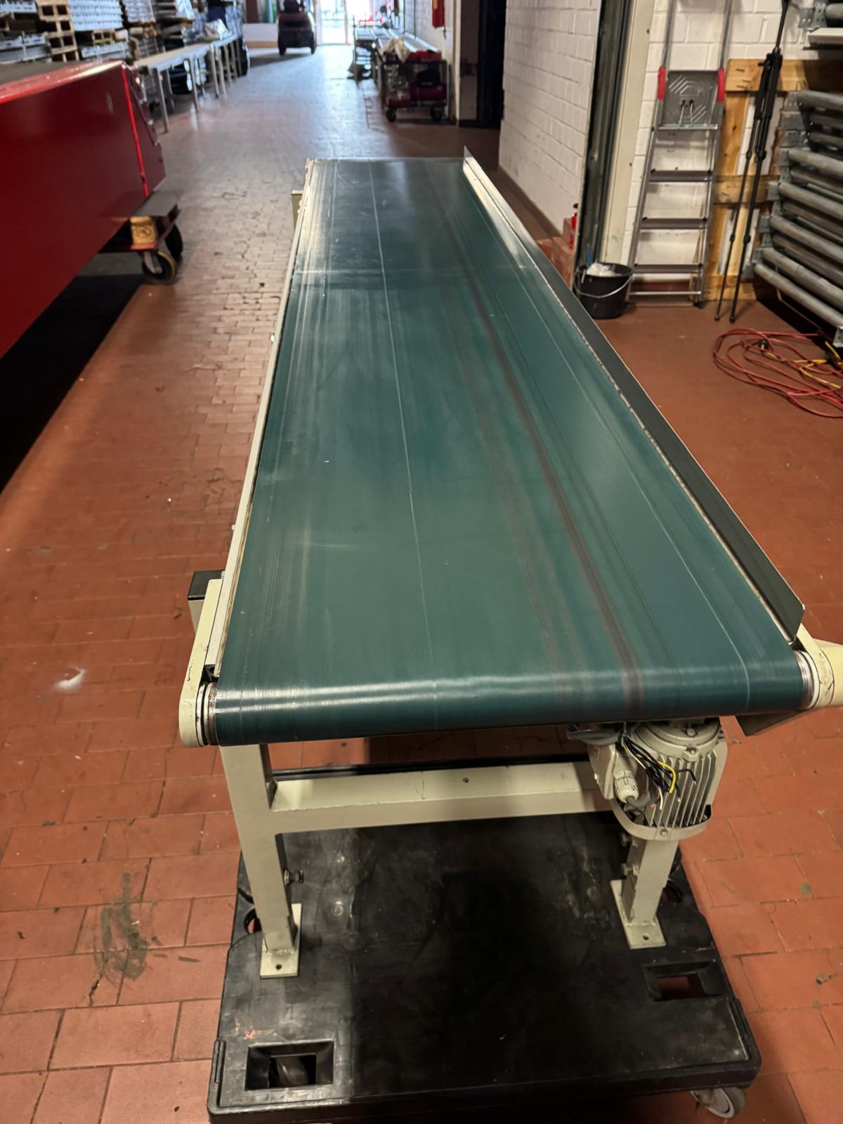 Used Schunk Fördertechnik GmbH Gurtbandförderer, Gurtband, Förderband, 2560 mm