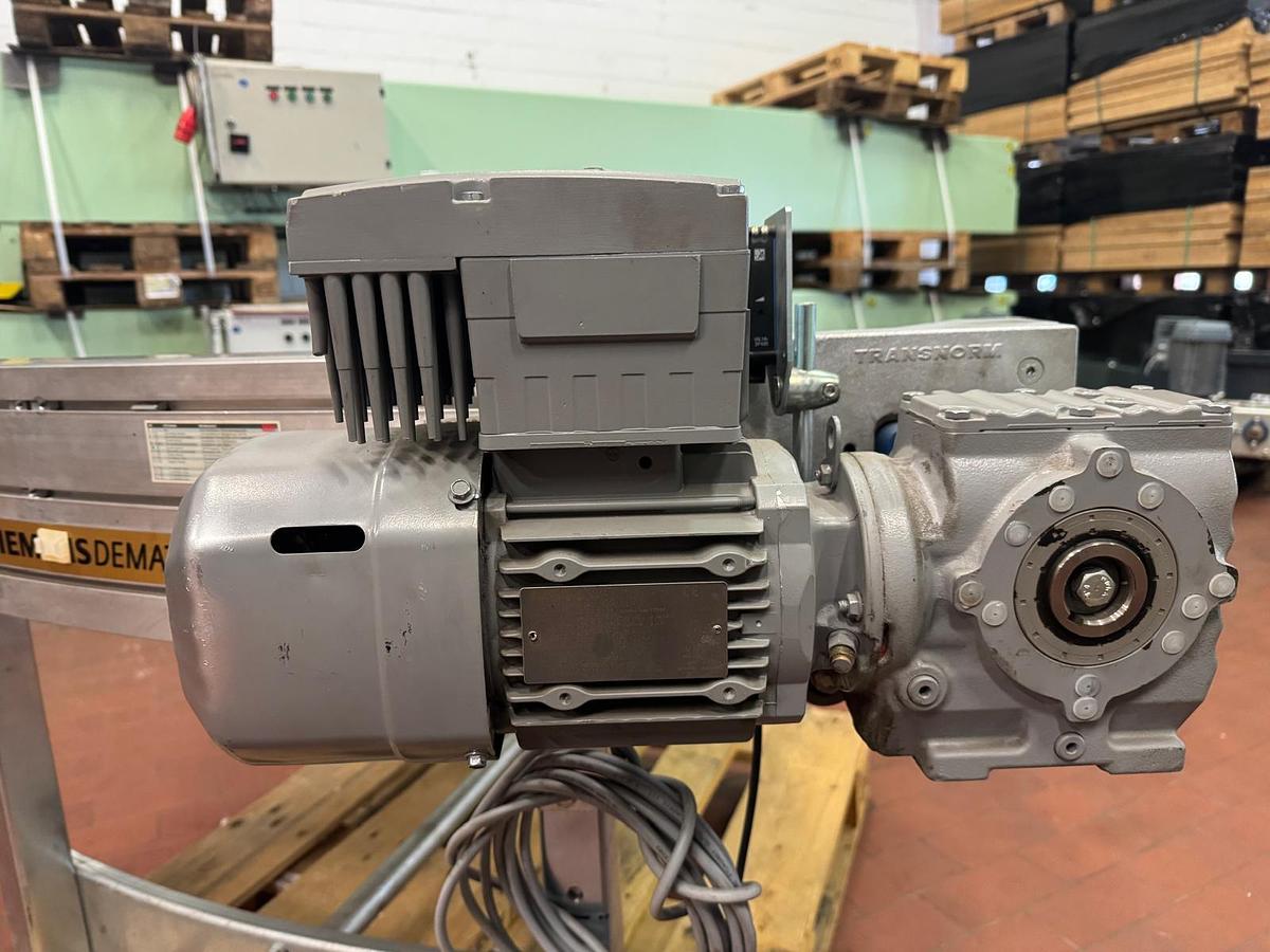 Used 2004 Transnorm Kurvengurtbandförderer 45 Grad mit Antrieb