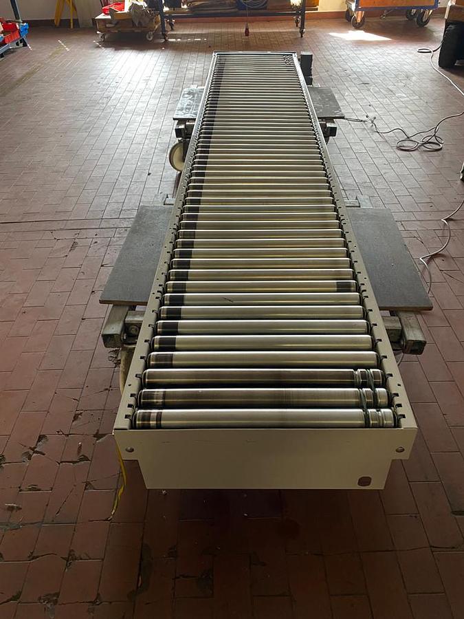 Used AMI Fördertechnik Rollenbahn/Flachriemen - motorisiert