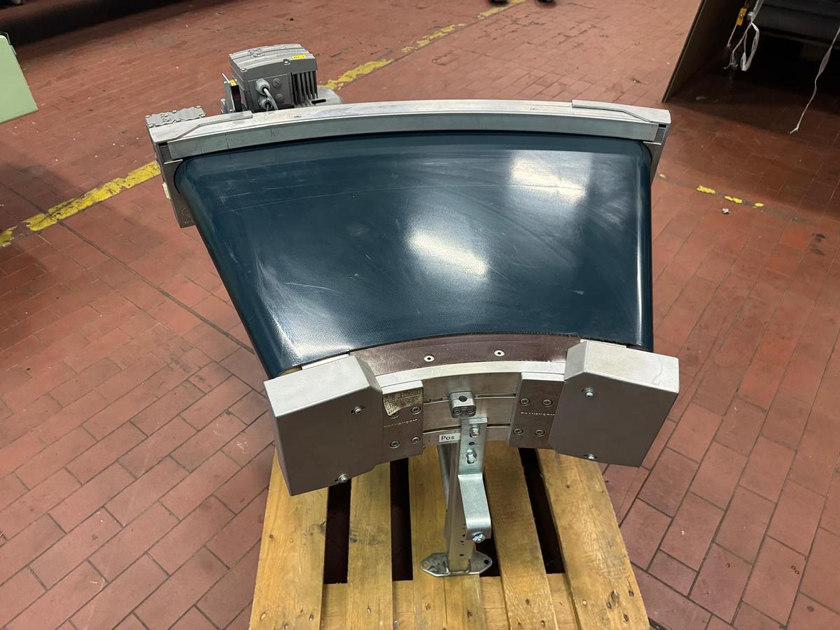 Used 2004 Transnorm Kurvengurtbandförderer 45 Grad mit Antrieb