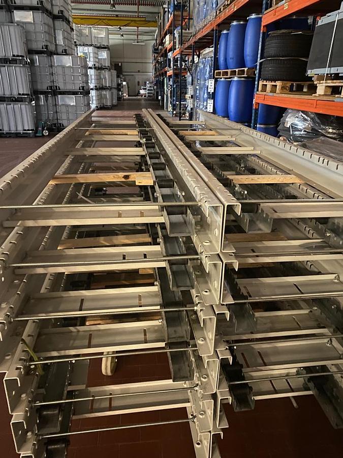 Used Rollenbahn/ Förderbahn/ Rollen -mit Antrieb 