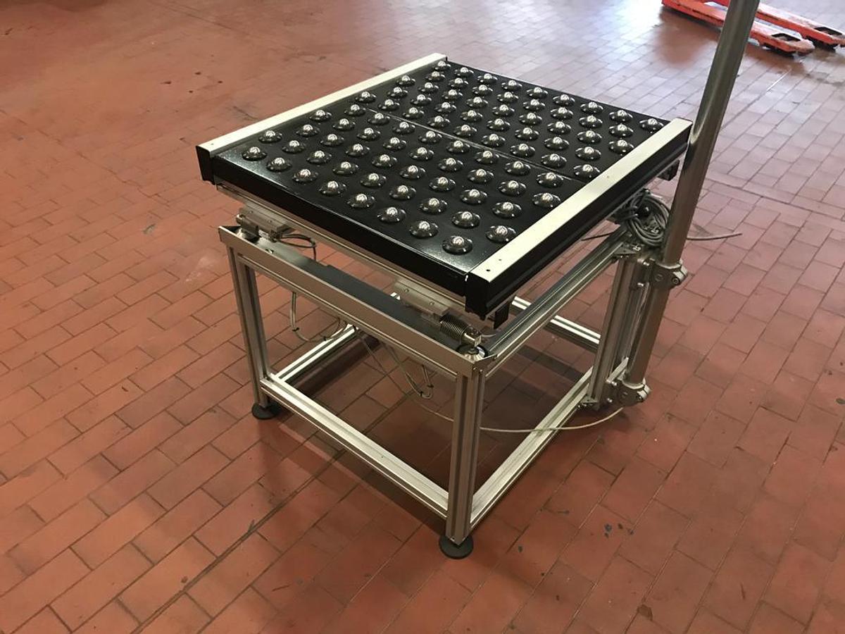 Used GSE Waage/Tischwaage mit Kugelrollen