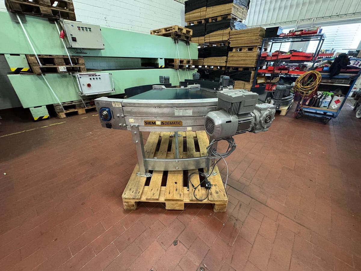 Used 2004 Transnorm Kurvengurtbandförderer 45 Grad mit Antrieb