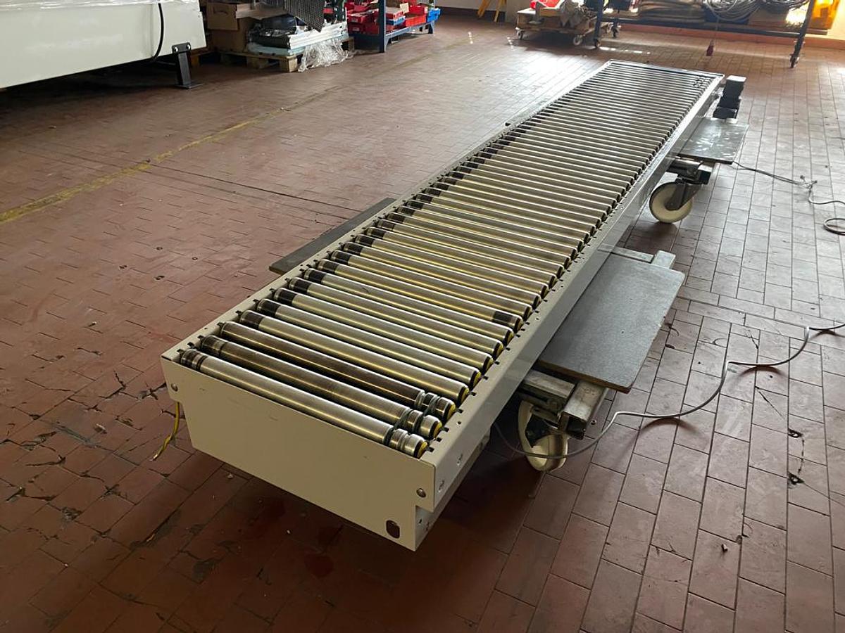 Used AMI Fördertechnik Rollenbahn/Flachriemen - motorisiert