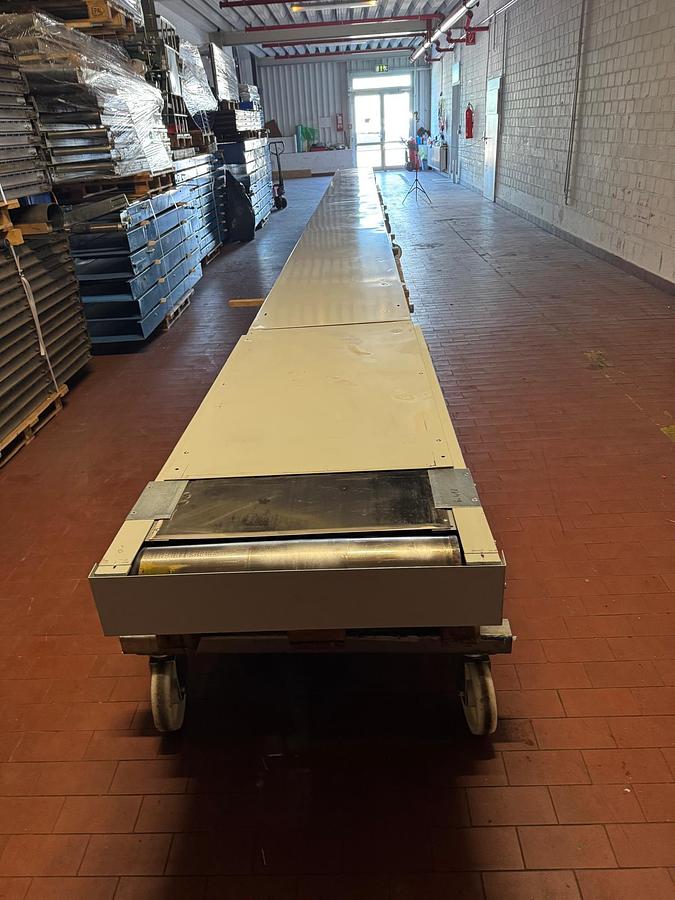 Used 2016 AMI Fördertechnik Gurtbandförderer, Förderband, Gurtband 9,77 m