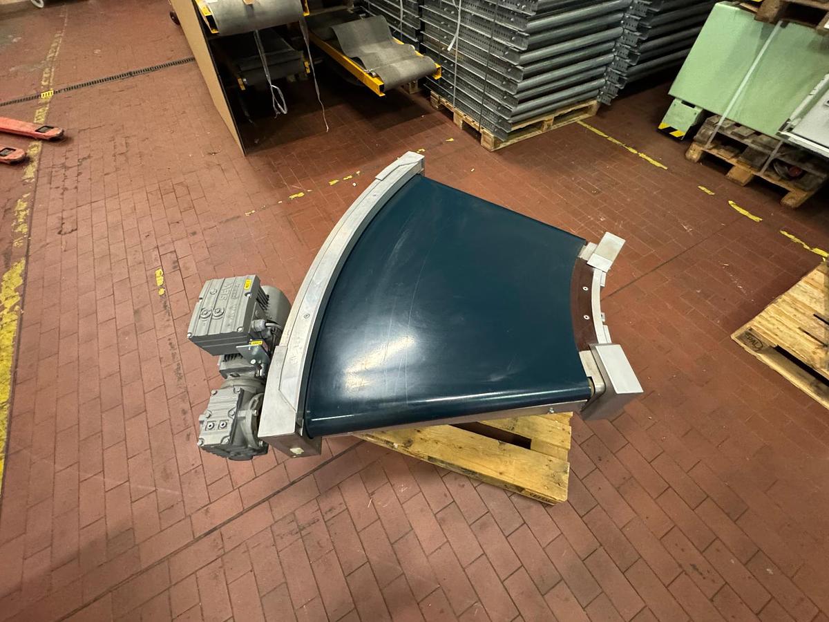 Used 2004 Transnorm Kurvengurtbandförderer 45 Grad mit Antrieb