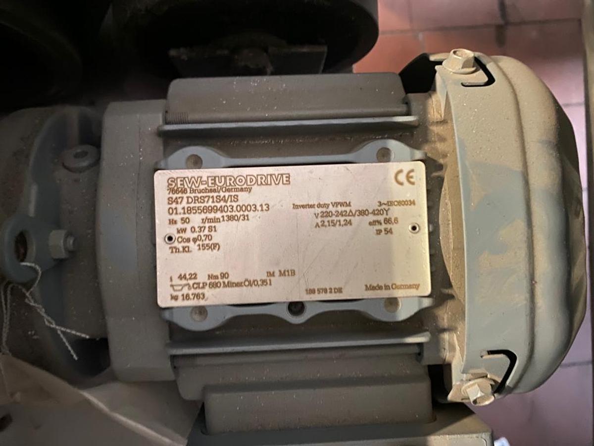 Used AMI Fördertechnik Rollenbahn/Flachriemen - motorisiert