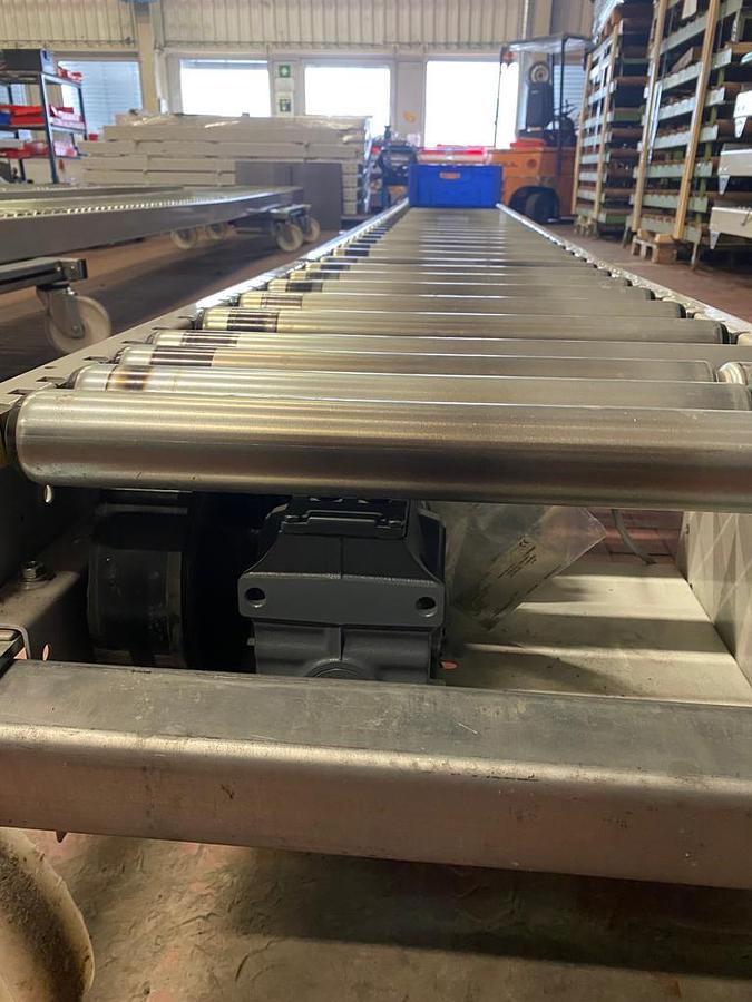Used AMI Fördertechnik mit Flachriemen Antrieb Rollenbahn 