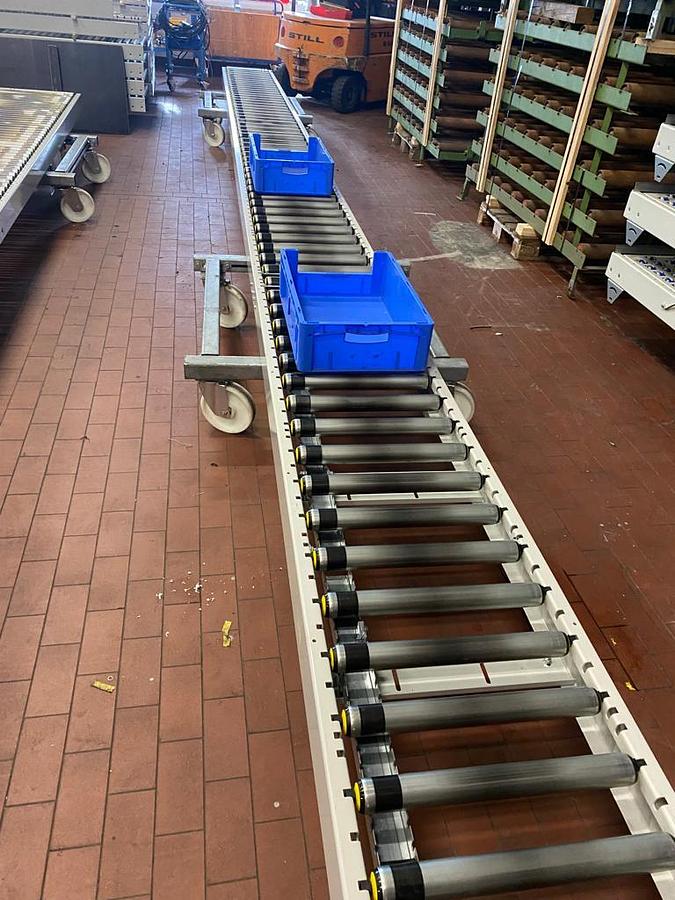 Used AMI Fördertechnik mit Flachriemen Antrieb Rollenbahn 