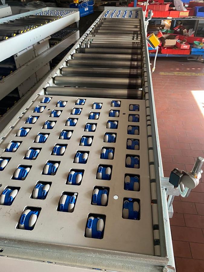 Used Rollenbahn, Arbeitstisch, Fördertechnik mit Antrieb/AMI Fördertechnik