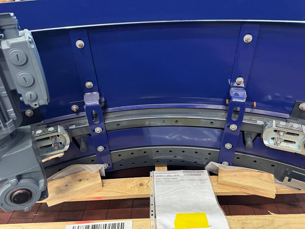 Used 2023 Vanderlande Gurtbandkurve/ Förderkurve 45 Grad -neuwertig