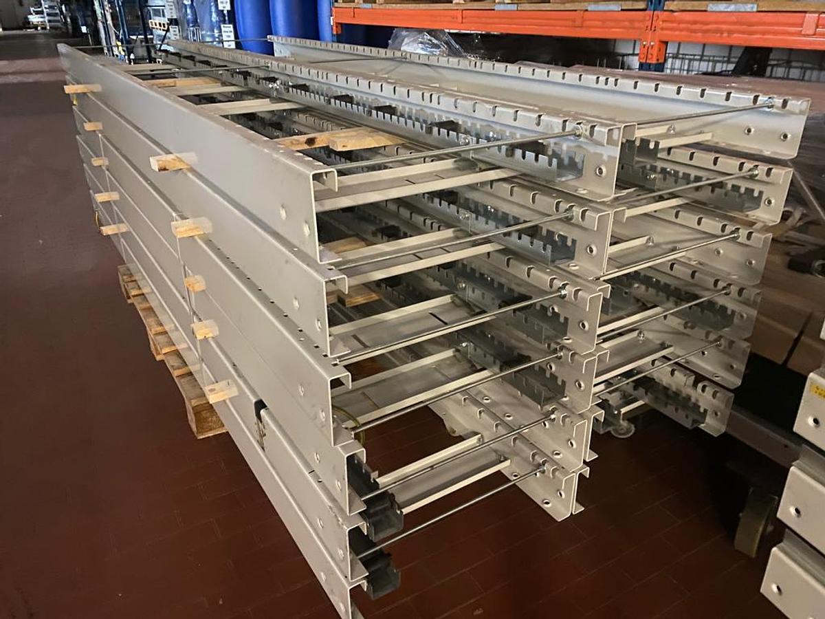 Used AMI Fördertechnik mit Flachriemen Antrieb Rollenbahn 