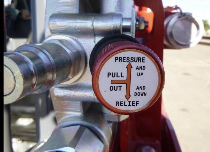 Used 2022 Takeuchi TL6R