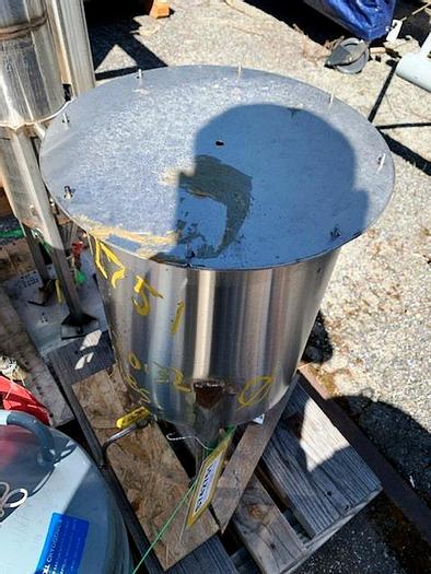 Used Tank, 7 Gallon, 316 Stainless Steel, 12" X 15", FT/DB, #S742751