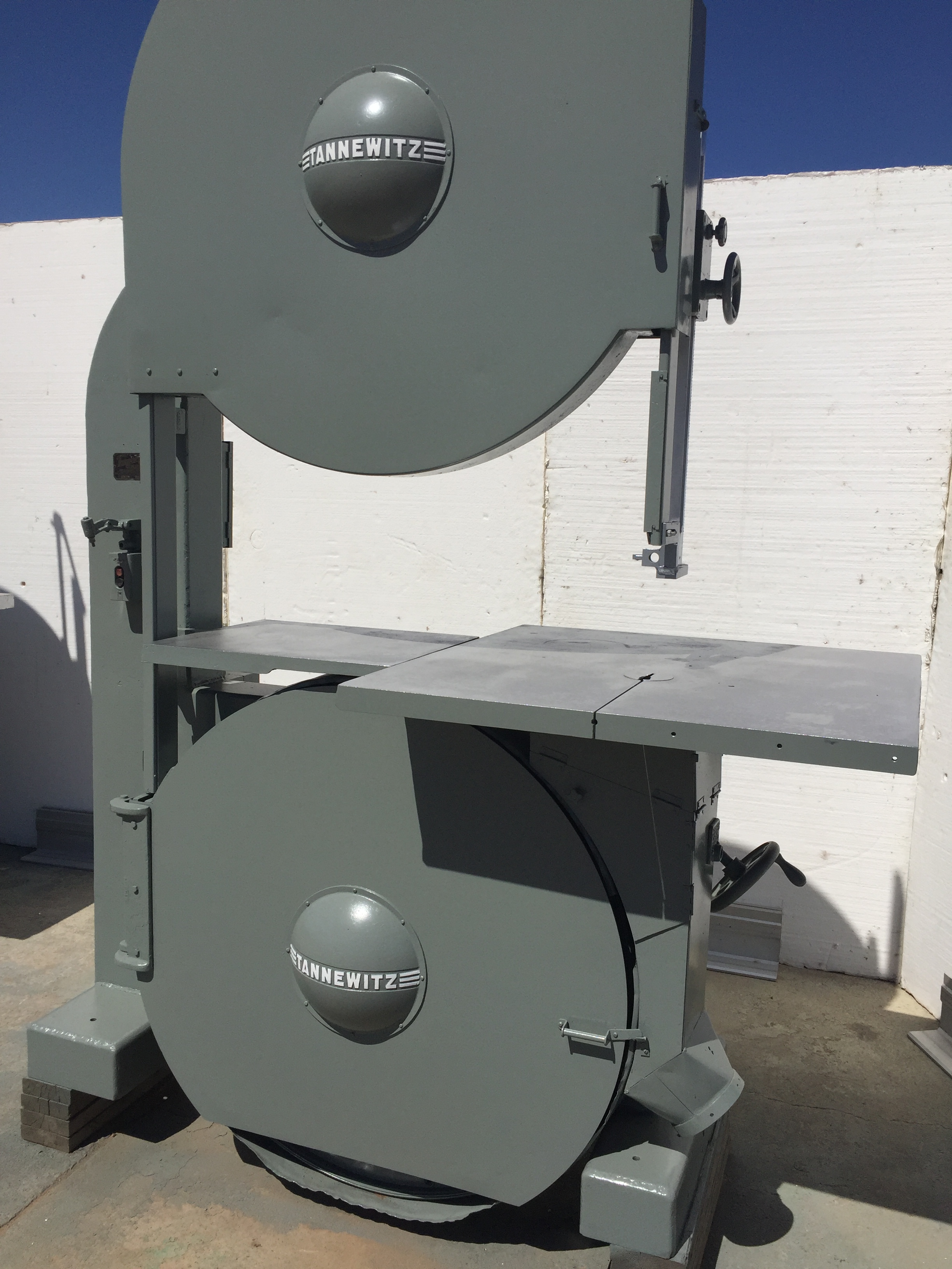 Used 42 in. Tannewitz Mdl. RHE Vertical Band Saw