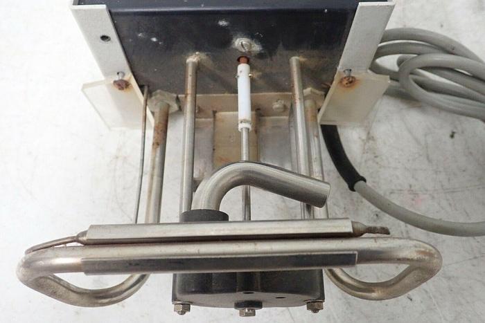 Used Haake Typ E12 75060 Heated Water Bath Circulator