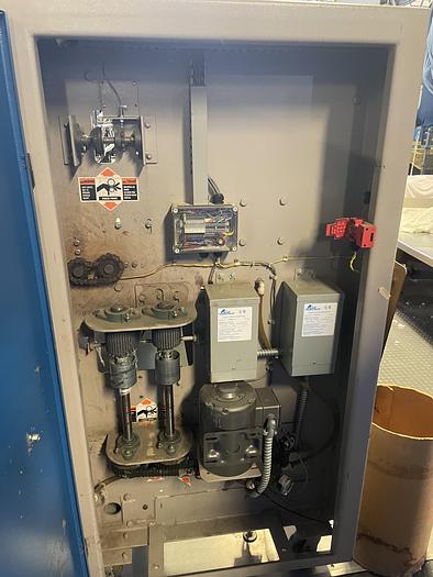 Used 2011 Chicago Edge feeder