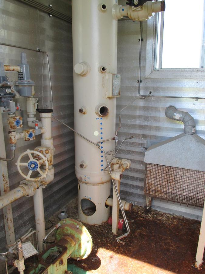 Used 12" 1440 PSI Vertical Sweet Nusco Separator