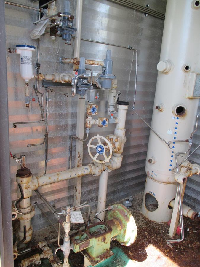 Used 12" 1440 PSI Vertical Sweet Nusco Separator