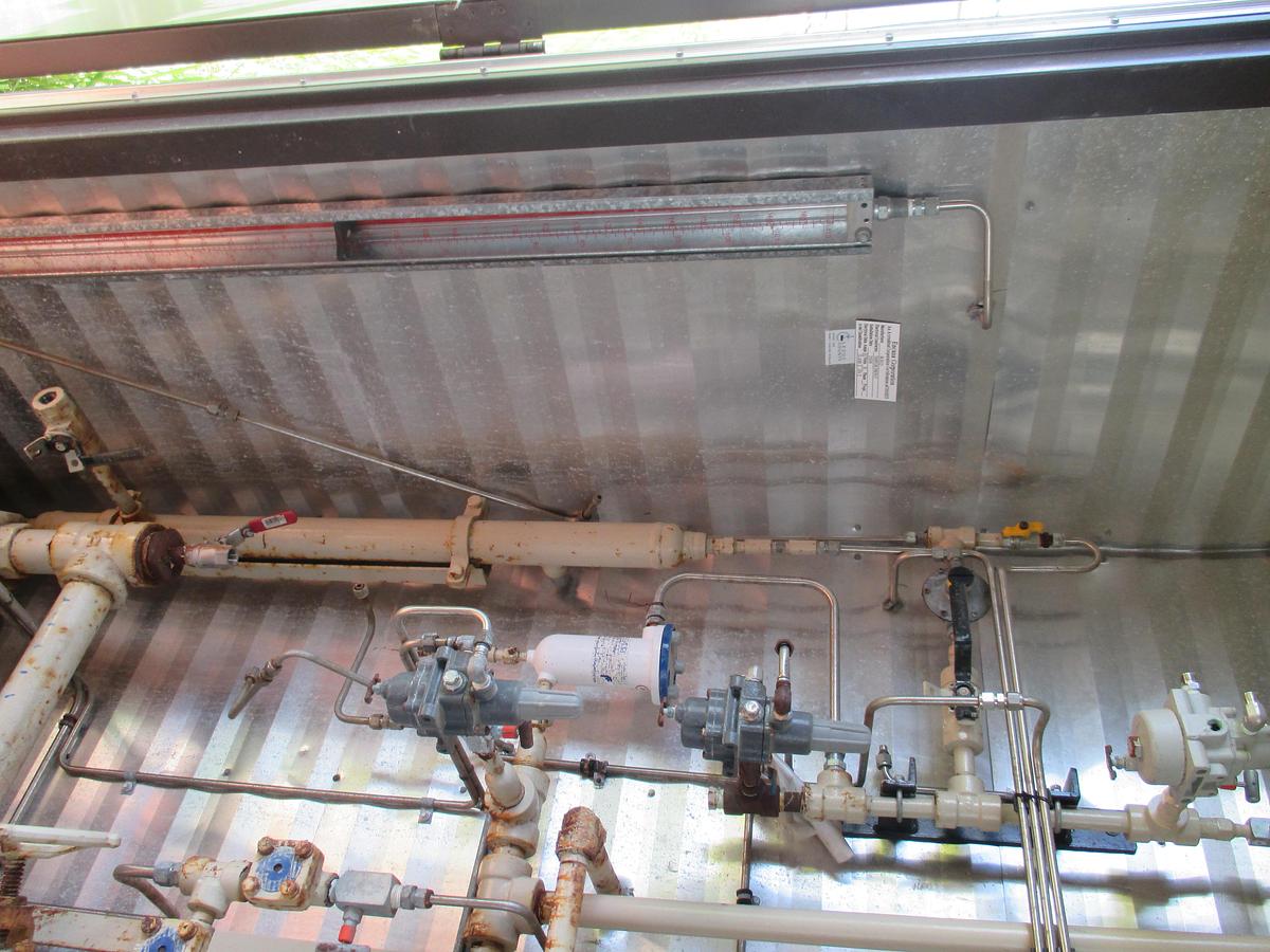 Used 12" 1440 PSI Vertical Sweet Nusco Separator