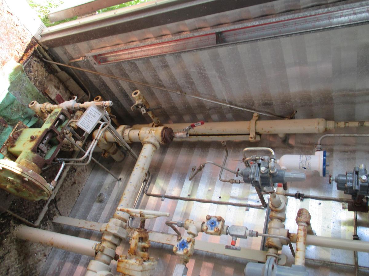 Used 12" 1440 PSI Vertical Sweet Nusco Separator