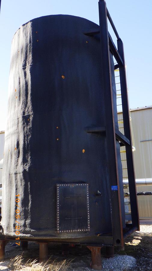 original-used-400-bbl-double-wall-unskidded-enviro-vaullt-heated-insulated-and-internally-coated-tank.JPG