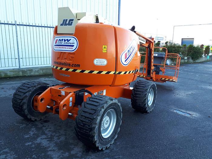 Used 2010 JLG 450AJ