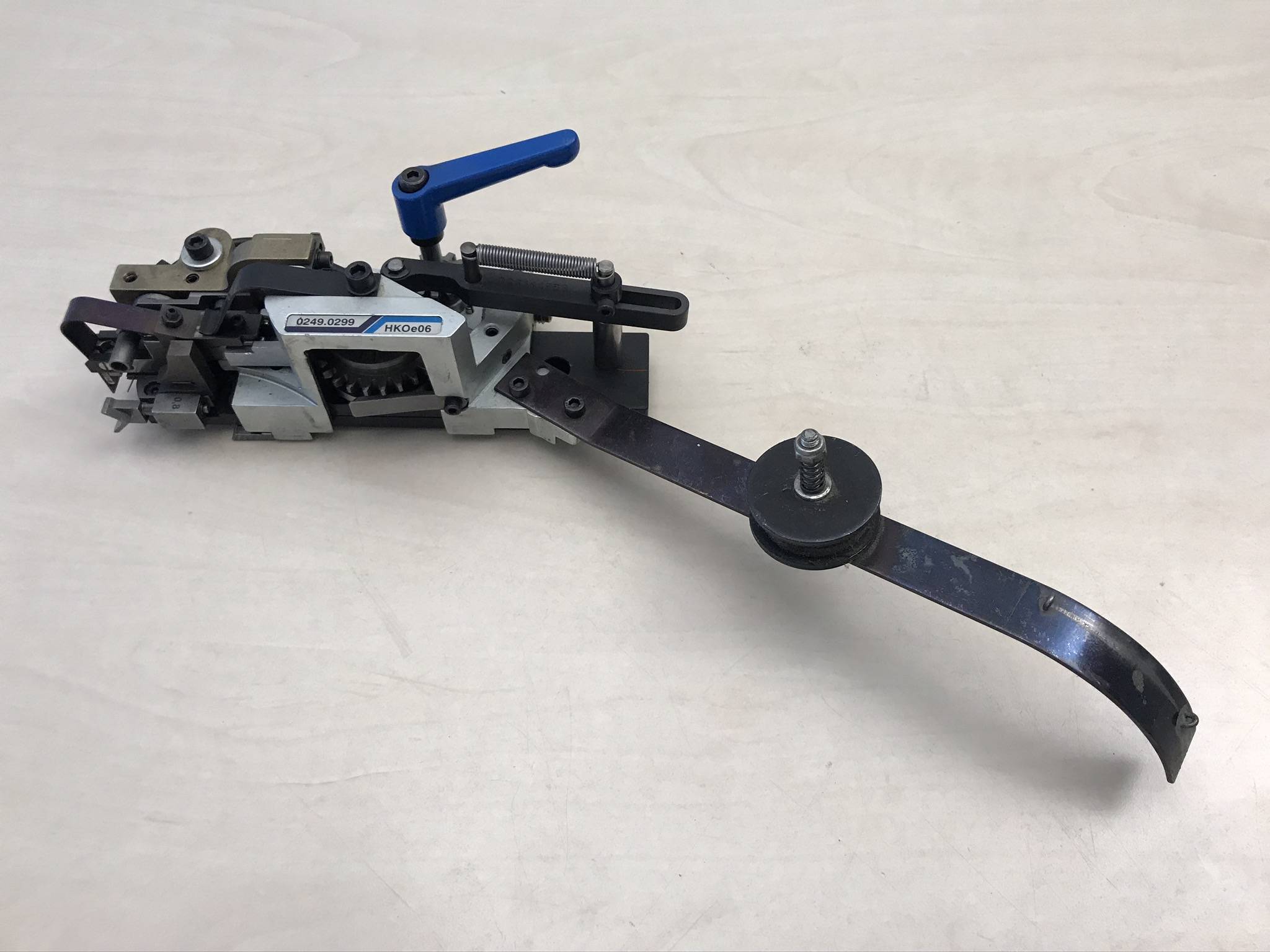 Used Müller Martini part no.: Stitching head HK249 HKOe06 (0249.0299)