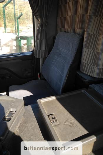Used 1993 SCANIA P93 H 250 6X2 air con flatbed truck
