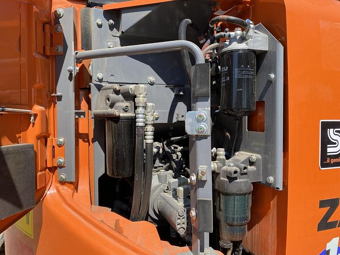 Usato 2019 HITACHI ZX135US-6
