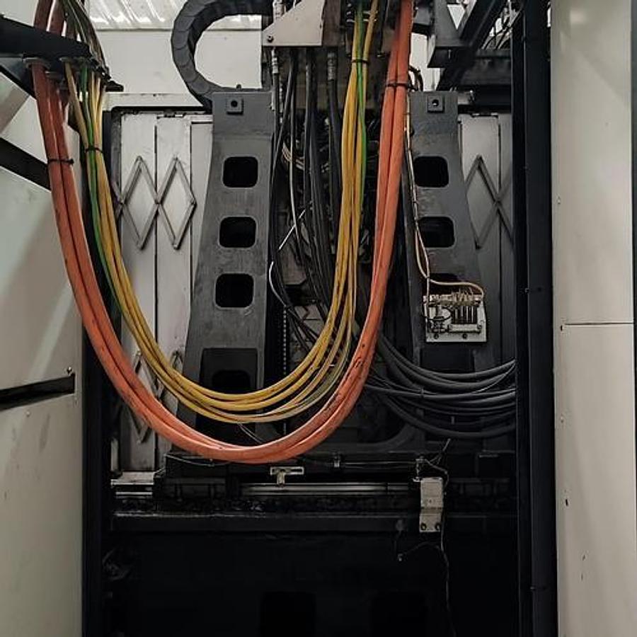 Usato CENTRO DI LAVORO ORIZZONTALE MAZAK MOD. HCN-6000
