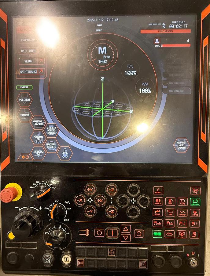 Usato CENTRO DI LAVORO MAZAK USATO VTC 530 