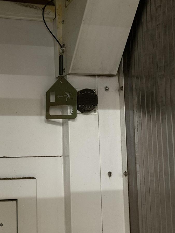 Usato CENTRO DI LAVORO VERTICALE 5 ASSI MAZAK USATO