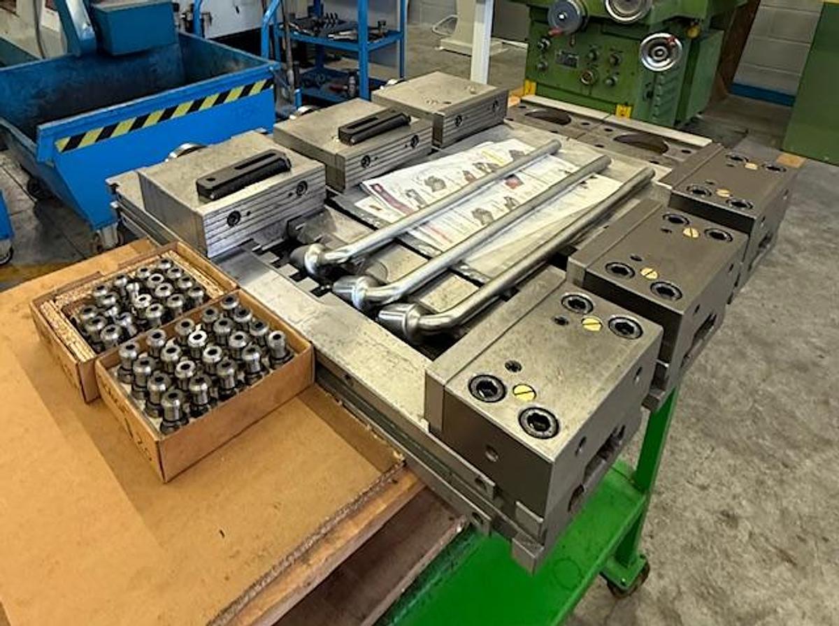 Usato CENTRO DI VERTICALE USATO MICROCUT - Challenger VMC 1300