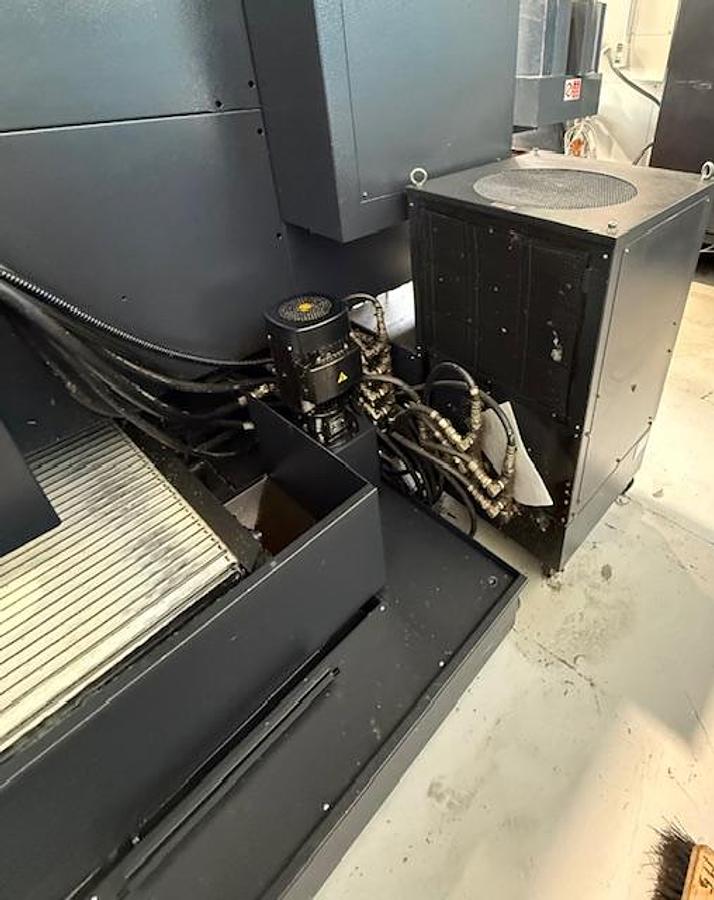 Usato Centro di lavoro a 5 assi Mazak Mod. Variaxis 500/5x Cambio pallet 