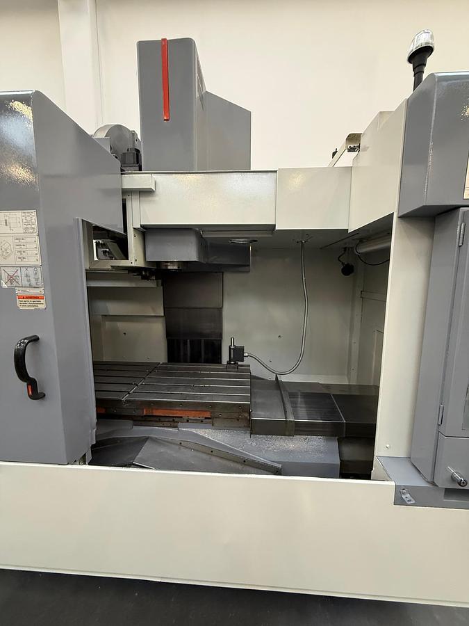 Usato Centro di lavoro verticale usato Mazak VCN 510