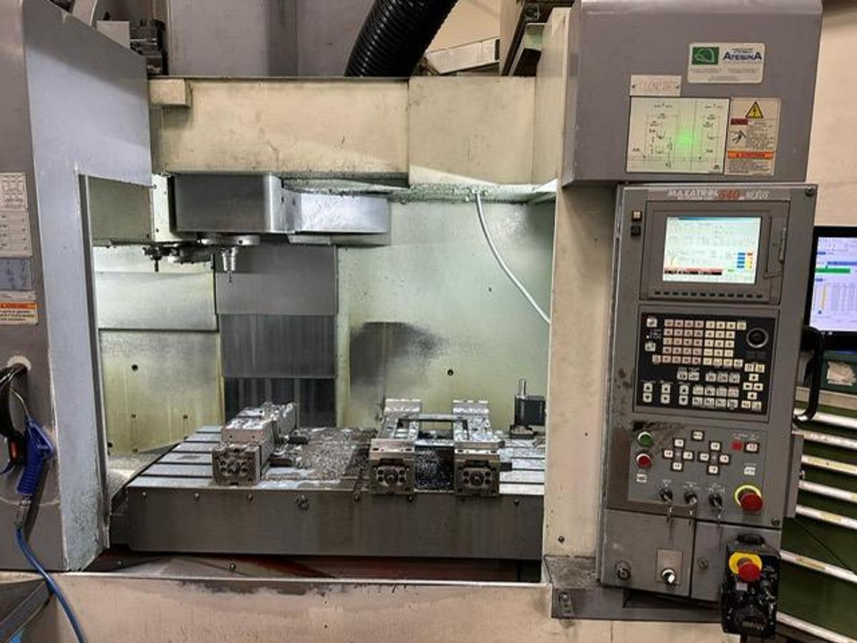 Usato CENTRO VERTICALE CNC USATO MAZAK VCN 510