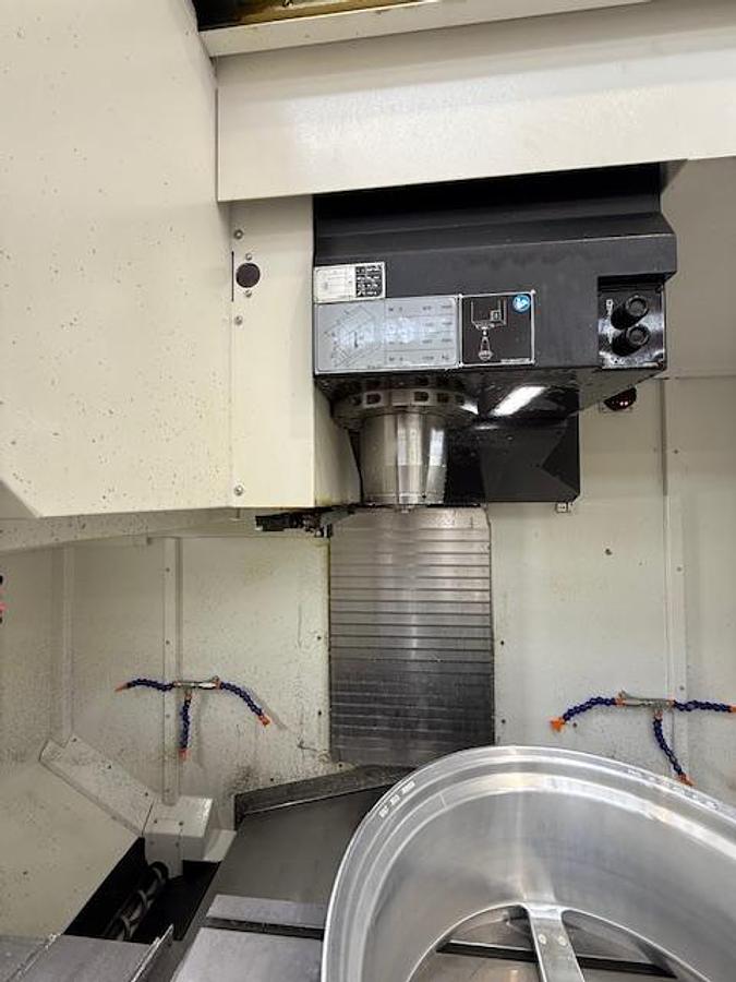 Usato Centro di lavoro verticale usato Mazak Vce 600