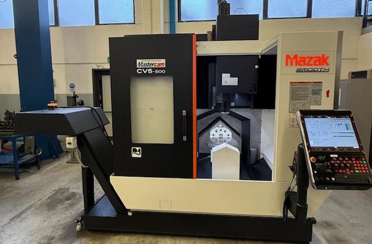 Usato Centro di lavoro a 5 assi Mazak Mod. CV5-500